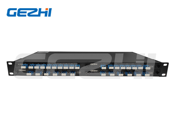 100 GHz 8 Kanal DWDM Mux Demux çift yönlü fiber, Monitör ve Gri 4 yuvada 1310nm geniş bant bağlantı noktası 1U Rafa monte