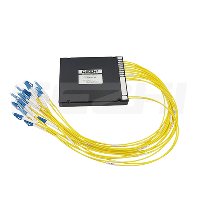 Yüksek İzolasyon≥25dB ​​ile LC/UPC 8/16/18/20/24 Kanal Fiber Optik Bölücü